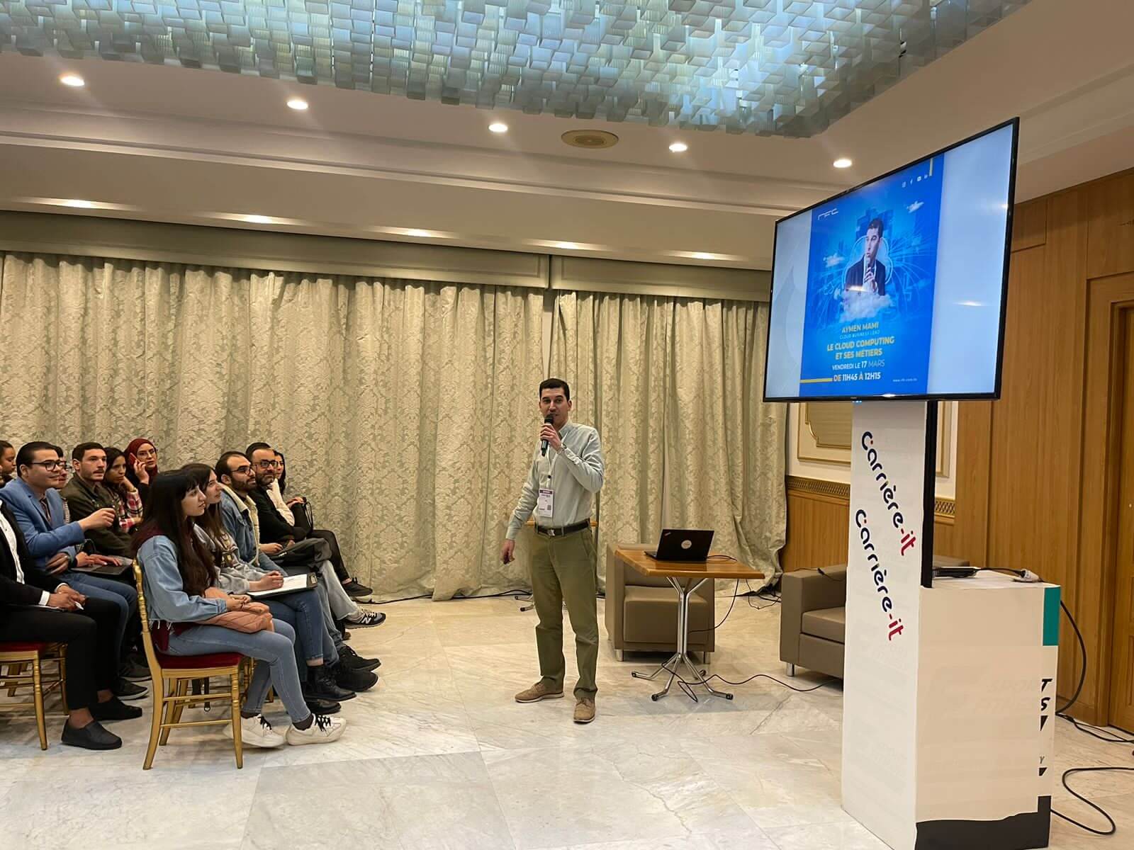 C712C9CD-AE2D-4DB2-8B34-0C21F349F246